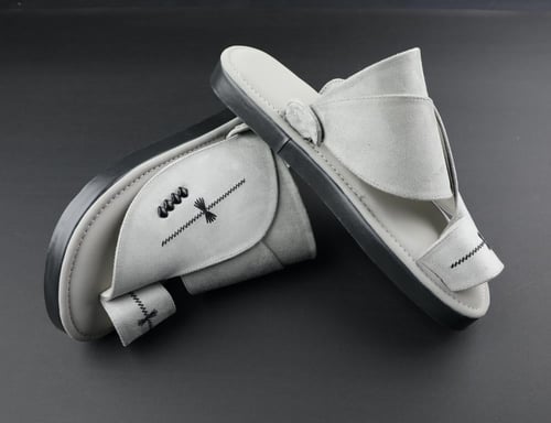 جديد/ حذاء طبي رجالي لون رصاصي مخمل