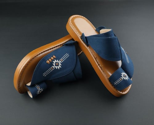 حذاء طبي رجالي كحلي مخمل / بني