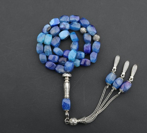 سبحة عقيق يوناني أزرق نقش