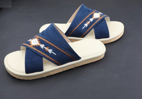 حذاء طبي سكيتشرز ازرق بدون اصبع