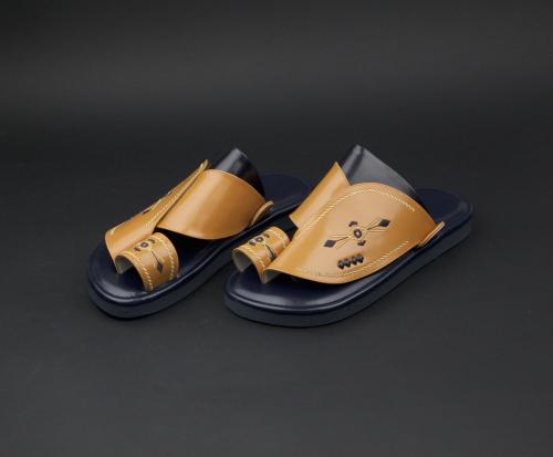 حذاء رجالي شرقي عسلي