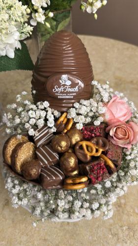 Chocolate egg for hospitality 30 assorted pieces o...
