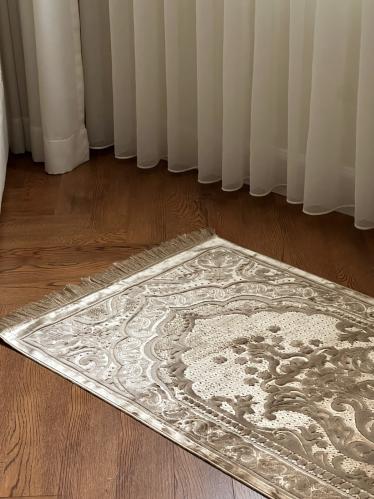 سجادة صلاة - بيج