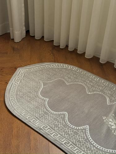 سجادة صلاة مبطنة - رمادي