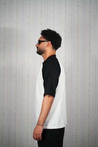 اكمام - اوف وايت