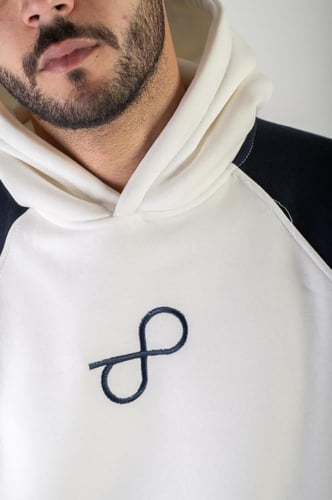 هودي اوف وايت