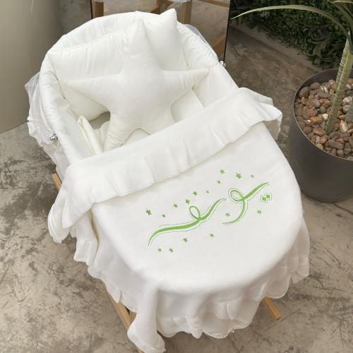 بطانية استقبال مواليد