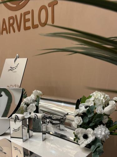 بكج "نور عقدنا"