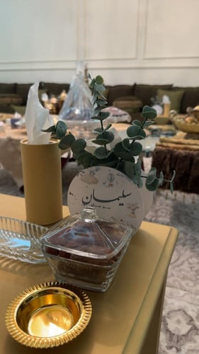 6 فازات أكريلك طاولة - الثيم حسب الطلب