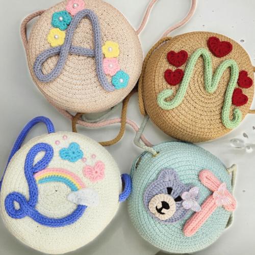 شنط البنوتات الأنيقات