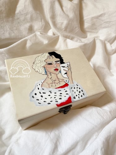 بوكس خشبي رسم يدوي