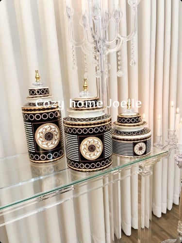 فازة بتصميم جميل ، ٣ قطع باحجام مختلفة ، مستورد من...