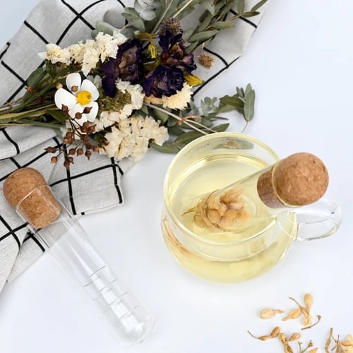 مصفاة للشاي والأعشاب