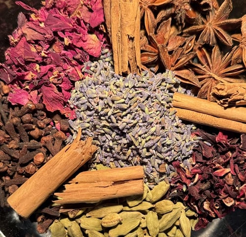 شاي العطر الداخلي