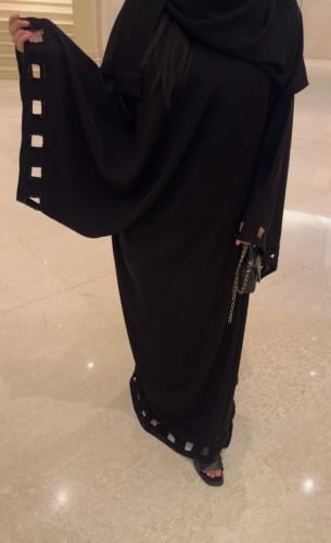 53 Abaya