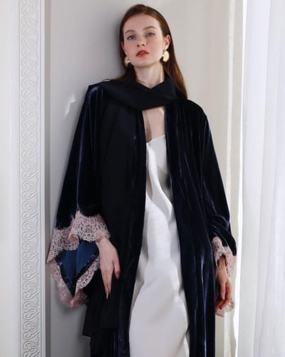 Love and lace navy blue velvet x delicate lace