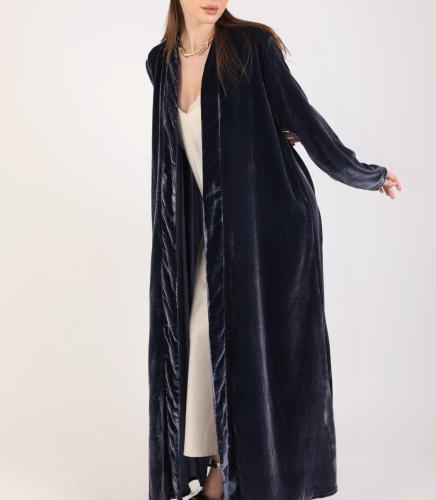 Complete velvet silk