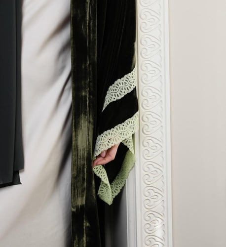 Love & Lace Green velvet x delicate lace