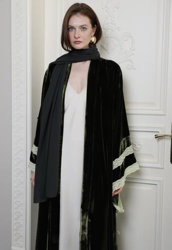 Love & Lace Green velvet x delicate lace