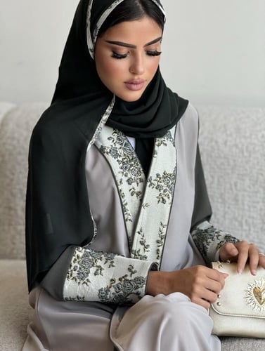 عباية أوليف