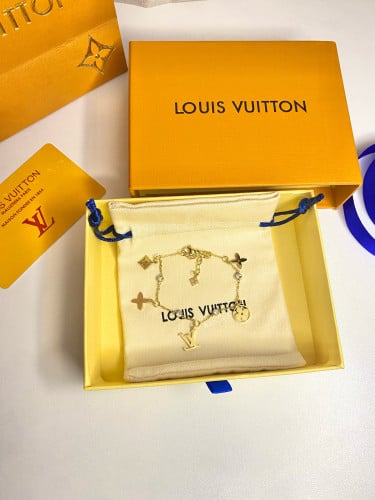 أسواره لويس فيتون بندنت