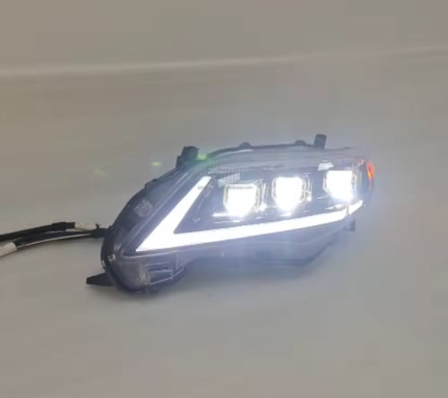 شمعات كورولا 2011 - 2013 3 عدسات ليد LED