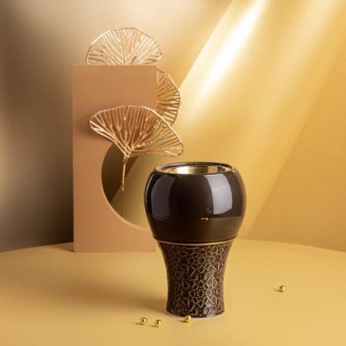 مبخر سيراميك أسود من مجموعة كراون