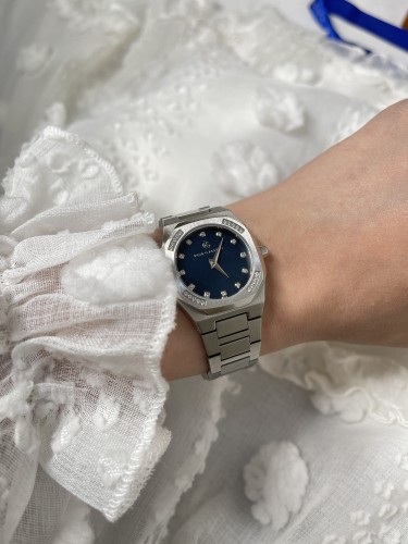 ساعة برايم النسائية استيل فضي ازرق