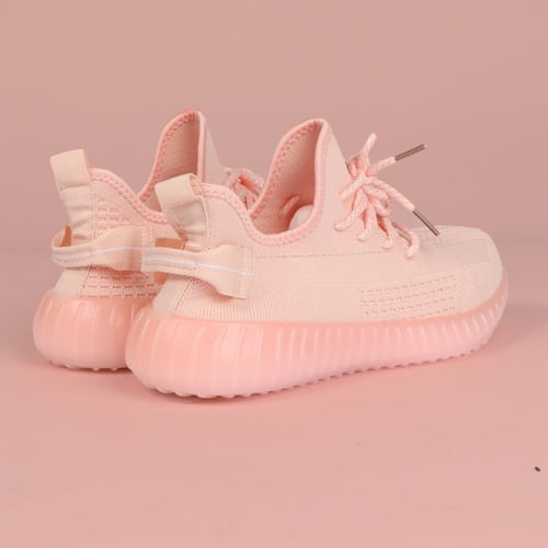 حذاء سنيكرز محبوك نسائي وردي