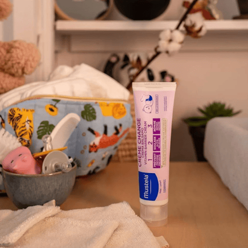 موستيلا كريم تغيير الحفاضة للعناية الكاملة بالبشرة...