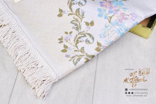 سجادة صلاة تركي فاخرة بعلبة 65x110 سم