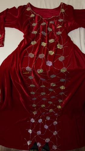 مخور مخمل احمر