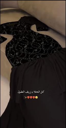 فستان اخضر غامج مخمل