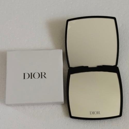 مرايا dior