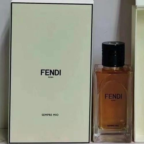 عطر فندي sempre mio
