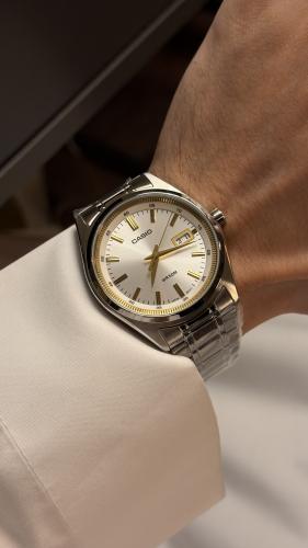 ساعة كاسيو كلاسيك - تاريخ أبيض مذهب