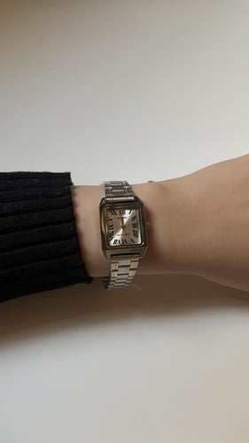 ساعة كاسيو تانك - سير معدني مذهبه (نسائيه)