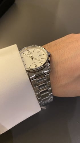 ساعة كاسيو الاصليه كوارتز - Fluted أبيض