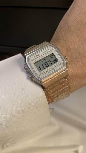 ساعة كاسيو رقميه - شفاف أبيض