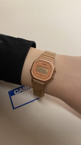 ساعة كاسيو رقمية نسائي بيبي بنك