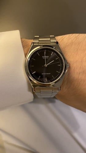 ساعة كاسيو أسود - كوارتز