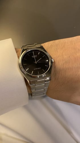 ساعة كاسيو أسود - كوارتز