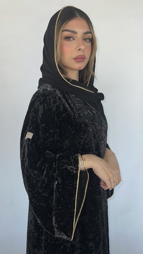 عبايه ملهمه