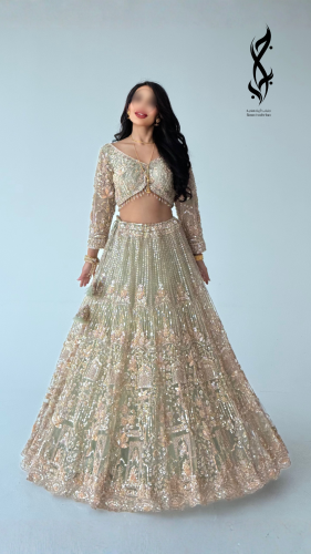 ساري هندي تيفاني بأكمام طويلة مشكوك باللون الذهبي...