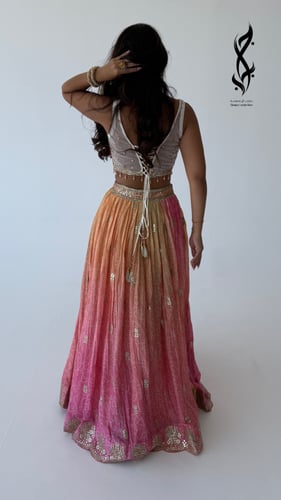 طقم ساري سهرة 3 قطع بتدرجات الوردي والذهبي | جلباب...