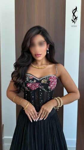 فستان سهرة أسود كورسيه مطرز بالورود | جلباب بوتيك