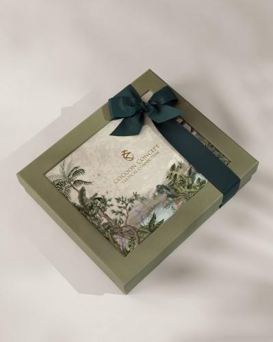 SA01 travel prayer rug or for movement very thin unpadded in a bag inside a special box