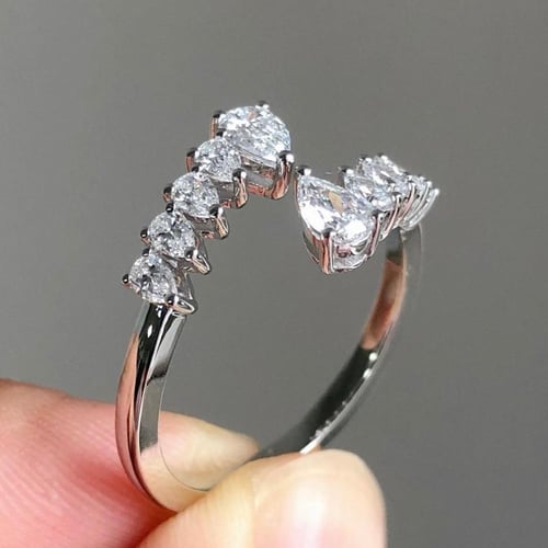 خاتم من الفضة الإسترليني 925وألماس المويسانيت