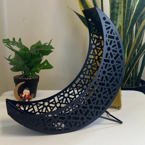 ستاند تقديم شكل هلال رمضاني