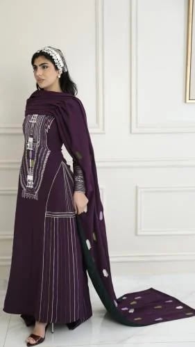 فستان سهرة بتصميم بسيط وأناقة راقية | 188